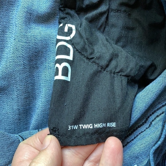 BDG Twig High Rise Jeans Size 31W - Picture 7 of 9